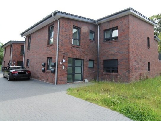 Neubau-Erdgeschosswohnung mit Terrasse und Carport in Nordenham-Ellwürden