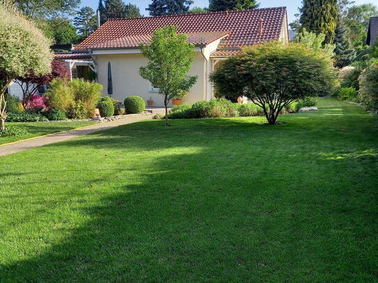 Bungalow + Gästehaus kernsaniert 2007