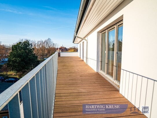 Entdecken Sie Ihr Traum-Penthouse: Barrierefrei mit Balkon und Dachterrasse in Super-Lage!