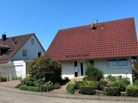 Modernes Einfamilienhaus mit idyllischem Weitblick