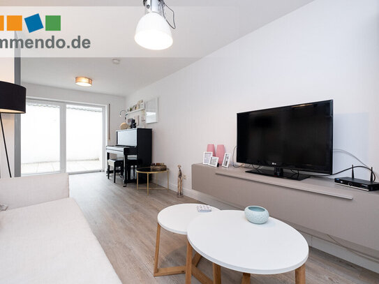 Winkhausen, top moderne Wohnung mit Terrasse.