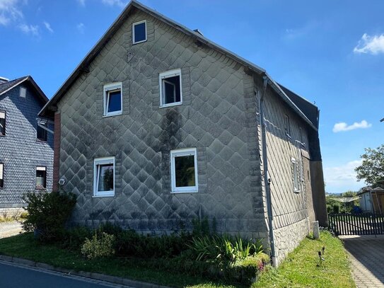 Sommerwohnsitz/ Ferienhaus auf 319 m² Grundstück im thüringer Schiefergebirge in 07330 Lichtentanne/Probstzella zu verk…