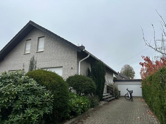 Einfamilienhaus mit Teilkeller u. Garage - Hasbergen-Gaste