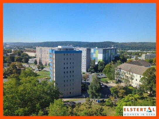 Moderne, sanierte Wohnung mit Aufzug! Barrierearmer Zugang // Balkon // gute Infrastruktur!