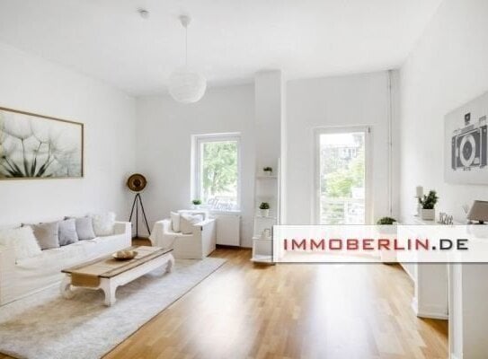 IMMOBERLIN.DE - Moderne 4-Zimmer-Wohnung mit Sonnenbalkon im Holländischen Viertel