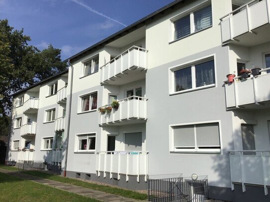 Helle 3-Zimmer-Wohnung mit Duschbad und Balkon!