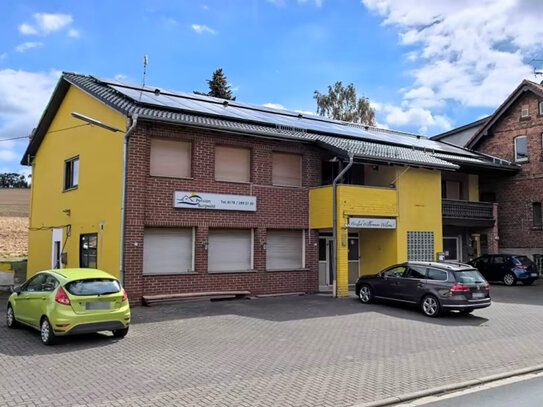 Nagelneu gestaltete Büro-/Praxisetage in verkehrsgünstiger Lage (Erdwärme Heizung)