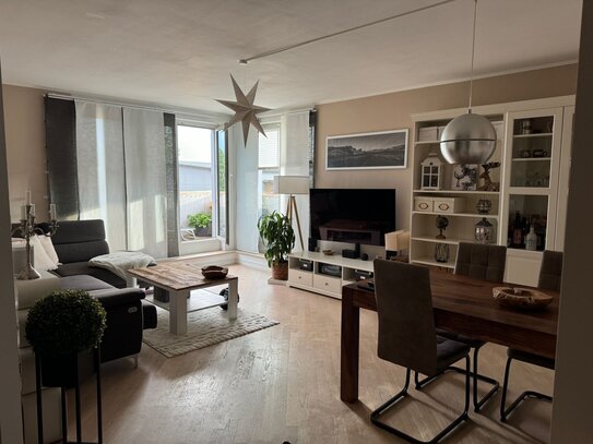 *** BRAMFELD ! * CHICE MÖBLIERTE 3 ZIMMER WOHNUNG * DACHTERRASSE * EBK * VOLLBAD * GÄSTE WC * TIEFGARAGENSTELLPLATZ ****