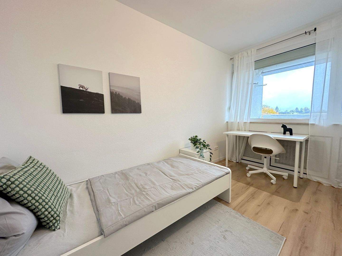 ?? Zwei Zimmer frei in moderner 3er-WG - Zehnmorgenstraße 48, Frankfurt am Main