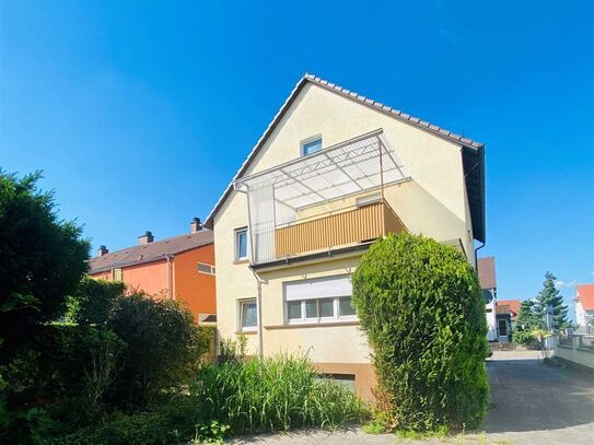 NEU! 2-Fam.-Wohnhaus mit Ausbaureserve + Nebengebäude sowie 1015qm Grundstück (teilw. bebaubar)!