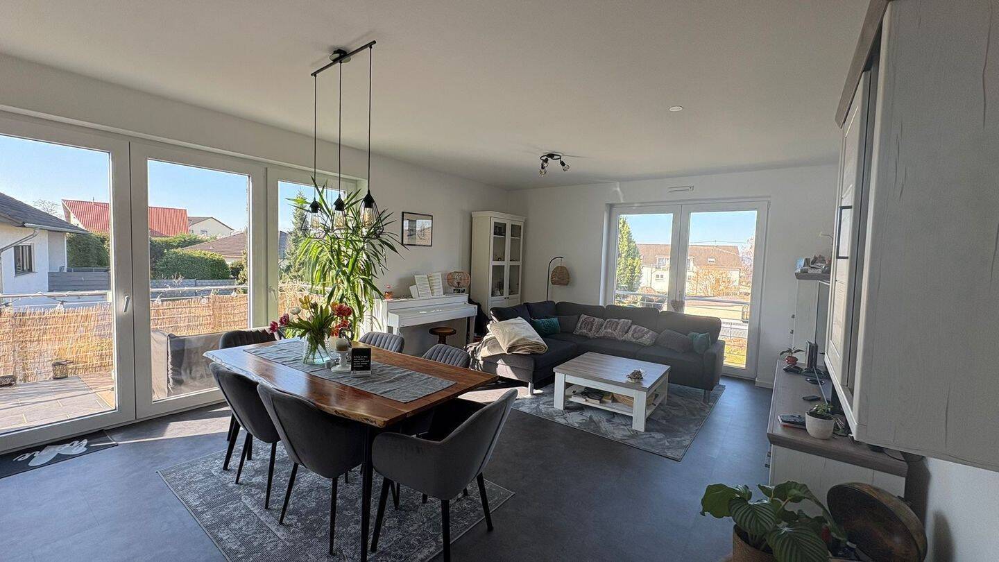                                                               4-Zimmer-Wohnung mit Balkon - Neubau!                                                       in Ensdorf (Amberg-Sulzbach)
