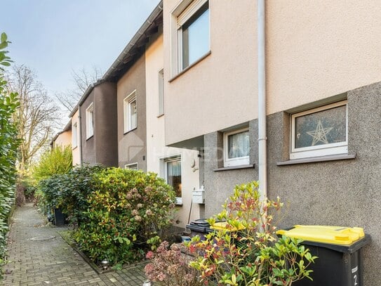 Attraktives Reihenmittelhaus mit 5 Zimmern, Terrasse und Garage in Essen