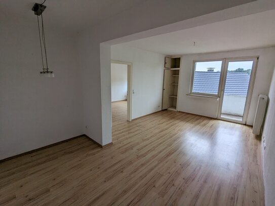 Helle und attraktive 2-Zimmer-Wohnung in Top-Lage mit Balkon!