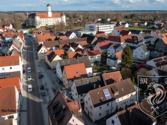 Stadthaus in Höchstädt - zentrale, ruhige Innenstadtlage - mit Garten und Nebengebäude