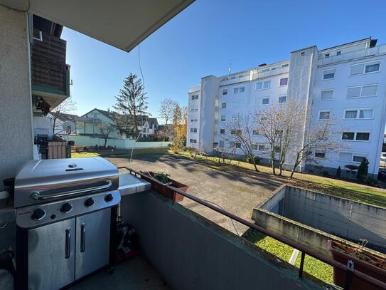 Bezugsfreie Wohnung mit Balkon