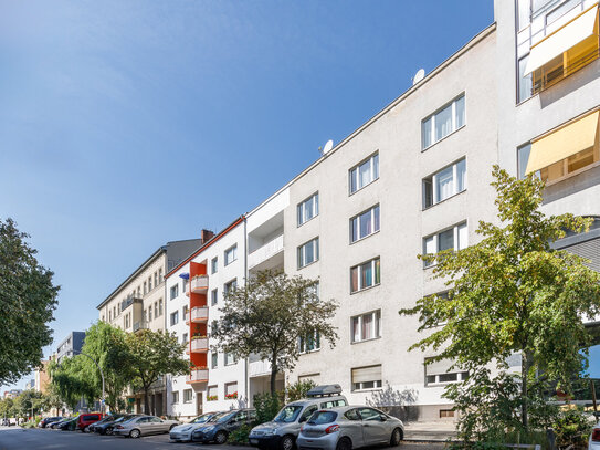 All in One - Gepflegtes Studio-Apartment mit Balkon inmitten des bunten Nollendorfkiezes