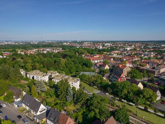 2-Zimmer mit großer Grünfläche im EG