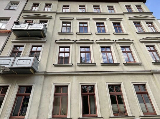 4,5% Rendite in Leipzig's Südvorstadt - Vermietete 60qm Wohnung mit Balkon und neuer Einbauküche