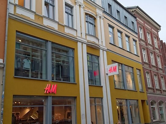 helle & moderne Büro-Gewerbeflächen mit Aufzug in der Altstadt von Stralsund