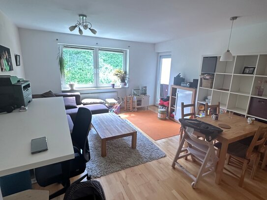 74 m² 3-Zimmer Whg. mit Balkon & Stellplatz in verkehrsberuhigter Lage