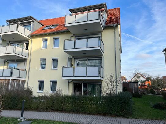 Helle 4-Zimmer-Wohnung mit Privatgarten