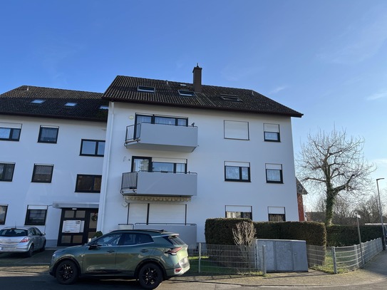 ILVESHEIM VON OBEN GENIEßEN: Charmante DG-Wohnung mit Balkon auf Erbpacht!