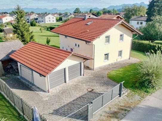 Neuwertiges Niedrigenergiehaus in ruhiger zentraler Lage zu verkaufen.