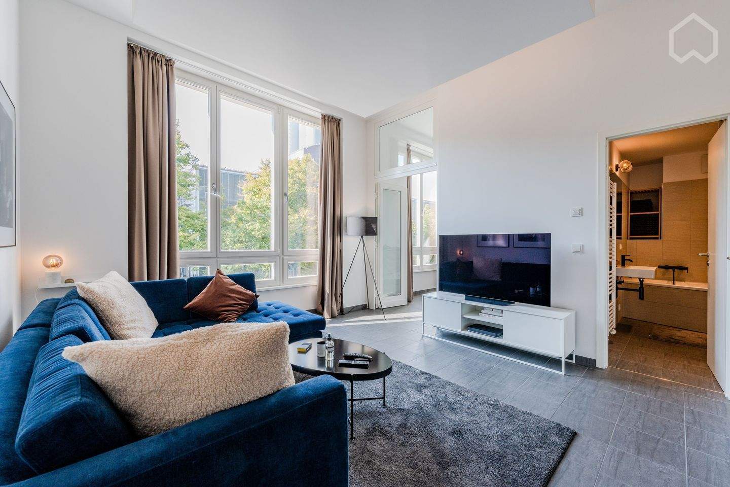 Luxuriöse 4-Zimmer-Wohnung in Toplage Berlin Mitte - Elegante Einrichtung und Balkon - Photo 1