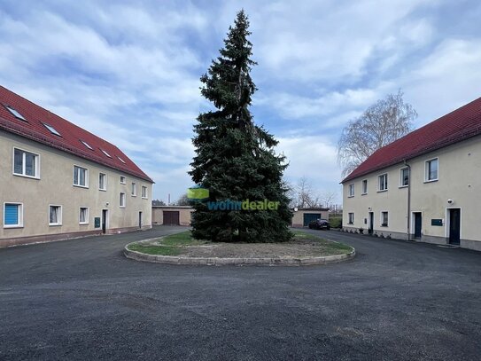 In ruhiger Lage - Frisch renovierte 3-Zimmer Wohnung - Tageslichtbad mit Badewanne