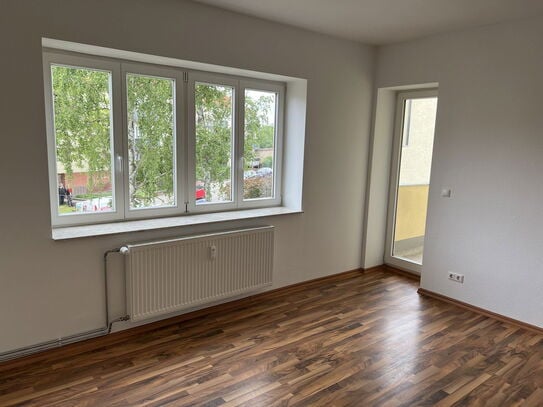 4-Zimmer-Wohnung mit Balkon in Magdeburg-Westerhüsen Auf Wunsch mit EBK