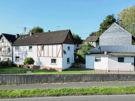 Bauernhof-Feeling mit gemütlichem Garten, sehr großzügiger Terrasse & Platz für die ganze Familie