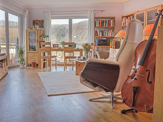 Wunderschöne Maisonette-Wohnung in begehrter Wohnlage mit Balkon, Terrasse und Garten