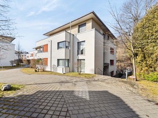 Kapitalanlage! Vermietete, moderne 2-Zimmer Wohnung mit Terrasse und Garten in Starnberg