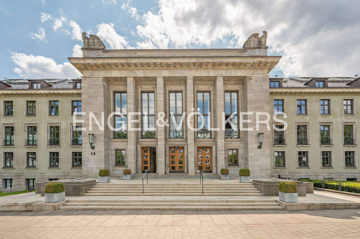 Premium-Endetage - Diskreter Luxus an der Alster!