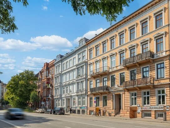 Jugendstil und Moderne vereint: Sanierte Altbauwohnung in Rotherbaum