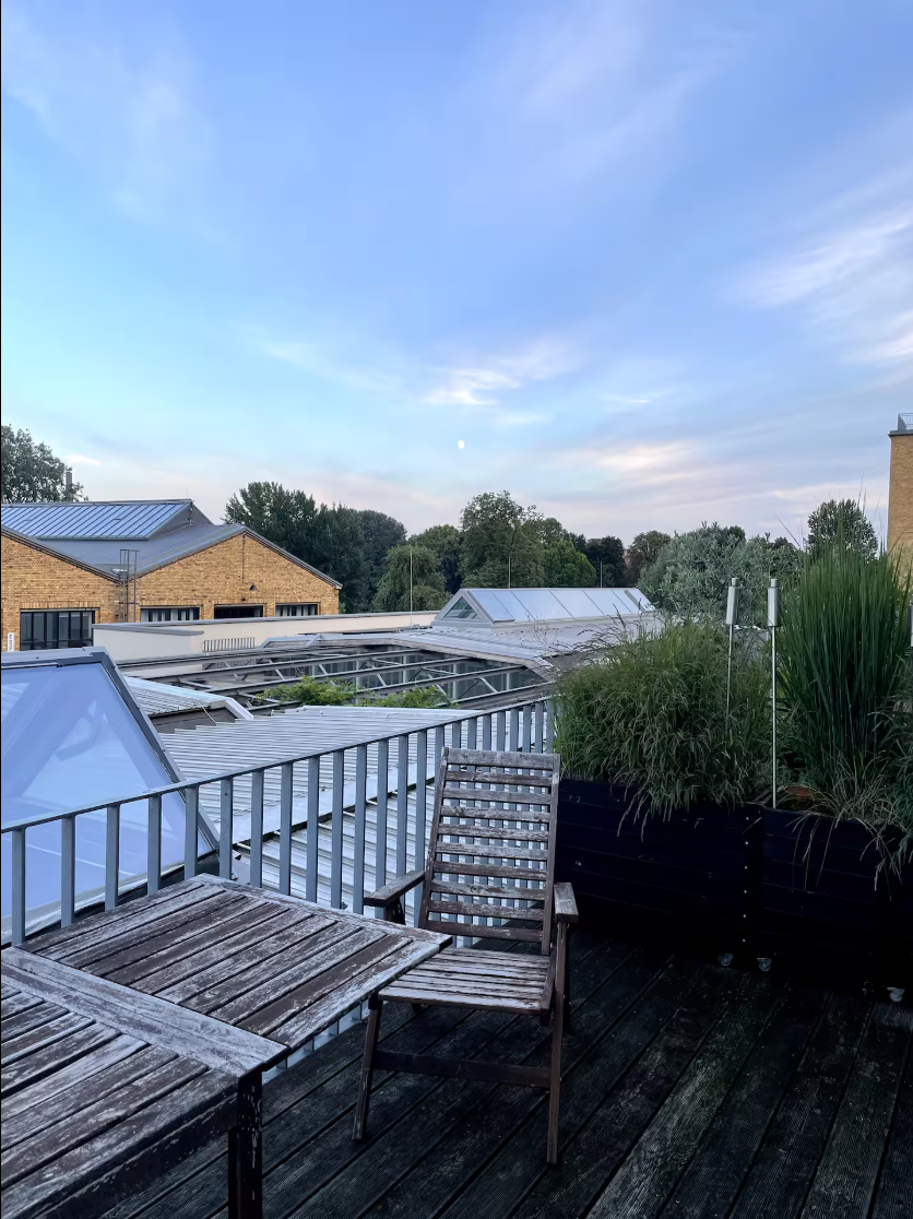 212 m² Designer-Loft in Berlin-Oberschöneweide mit Terrasse und Stellplatz - Foto 1