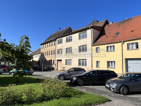 Sanierungsobjekt, direkt am Marktplatz der Töpferstadt Bürgel!