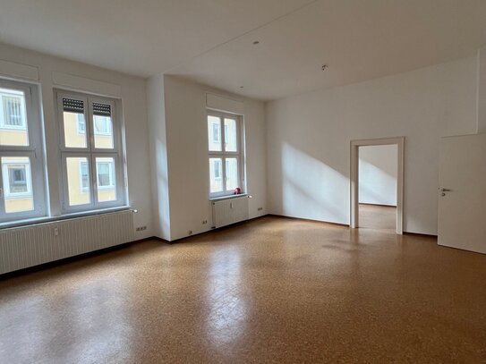 3.5 Zimmer Wohnung mit Balkon & Parkplatz direkt in der Würzburger Innenstadt