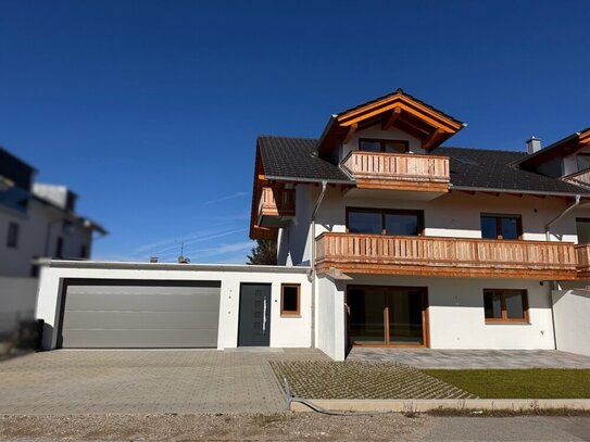 Viel Platz für die ganze Familie - Doppelhaushälfte inkl. Einliegerwohnung in Brunnthal