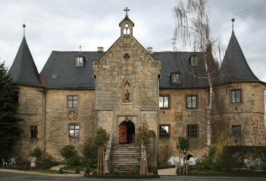 Historisches Schloss Schmölz bei Küps zu verkaufen