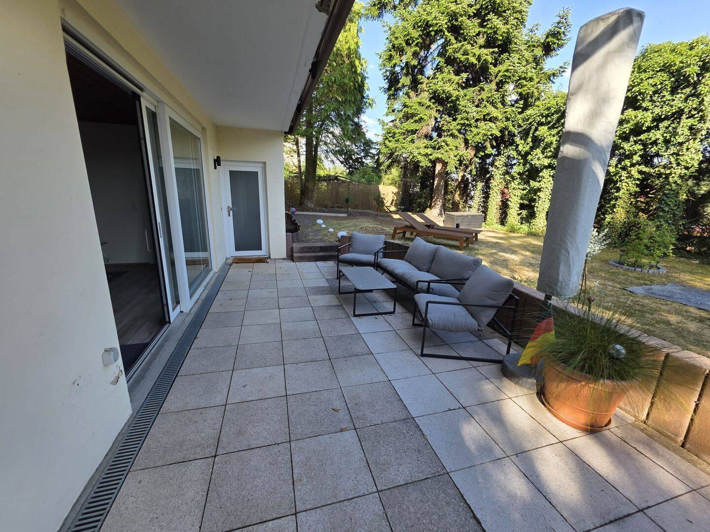                                                               Sch&ouml;ne 2,5-Zimmer-Wohnung mit Terrasse und Stellplatz &ndash; ca. 82 m&sup2;                                                       in Laubach (Gießen)