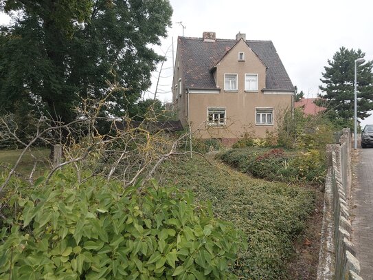 Ein- bis Zweifamilienhaus in Kötzschau