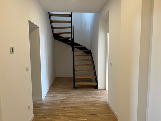 PREISREDUKTION - Maisonette mit Denkmal AfA - 4,5Zi. 2 Bäder Erstbezug Balkon provisionsfrei