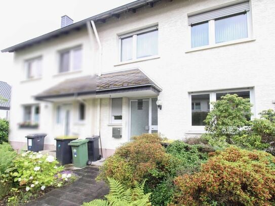 Schönes Reihenhaus mit Garten und Garage in Sackgassenlage