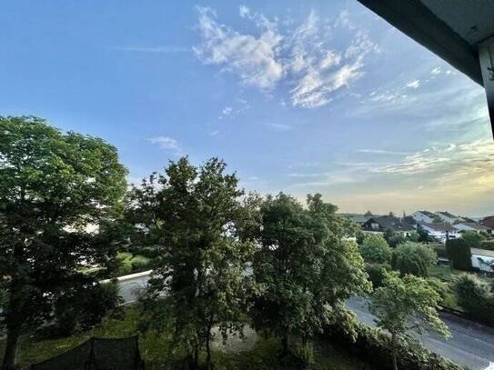Helle 3-Zimmer-Wohnung mit schönem Südbalkon, ca. 66,9 qm im 2.Obergeschoss in Höchstadt an der Aisch