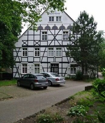 3 Zimmer Erdgeschosswohnung im Fachwerkhaus in Bochum Hiltrop