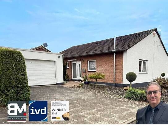+++ Erftstadt: Lichtdurchfluteter Bungalow mit großem Platzangebot und ausgebautem Keller