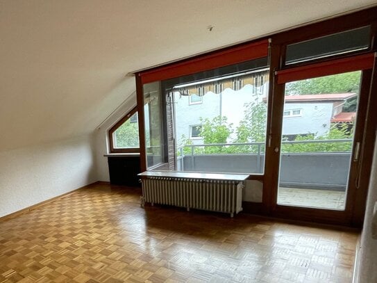 Attraktive 3-Zimmer-Dachgeschosswohnung mit Balkon 6306.11001