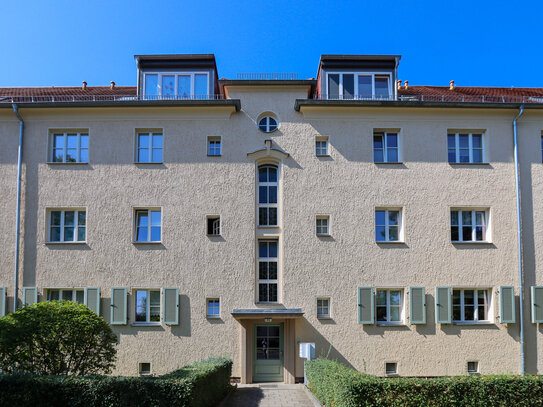 +++ Bezugsfreie 3 -Raum-Maisonette-Wohnung mit Balkon in den idyllischen Seidnitzer Gärten +++