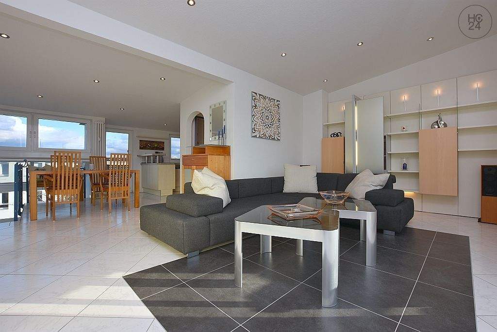 Helle, schön möblierte Wohnung mit Terrasse und TG-Stellplatz in Stuttgart Vaihingen